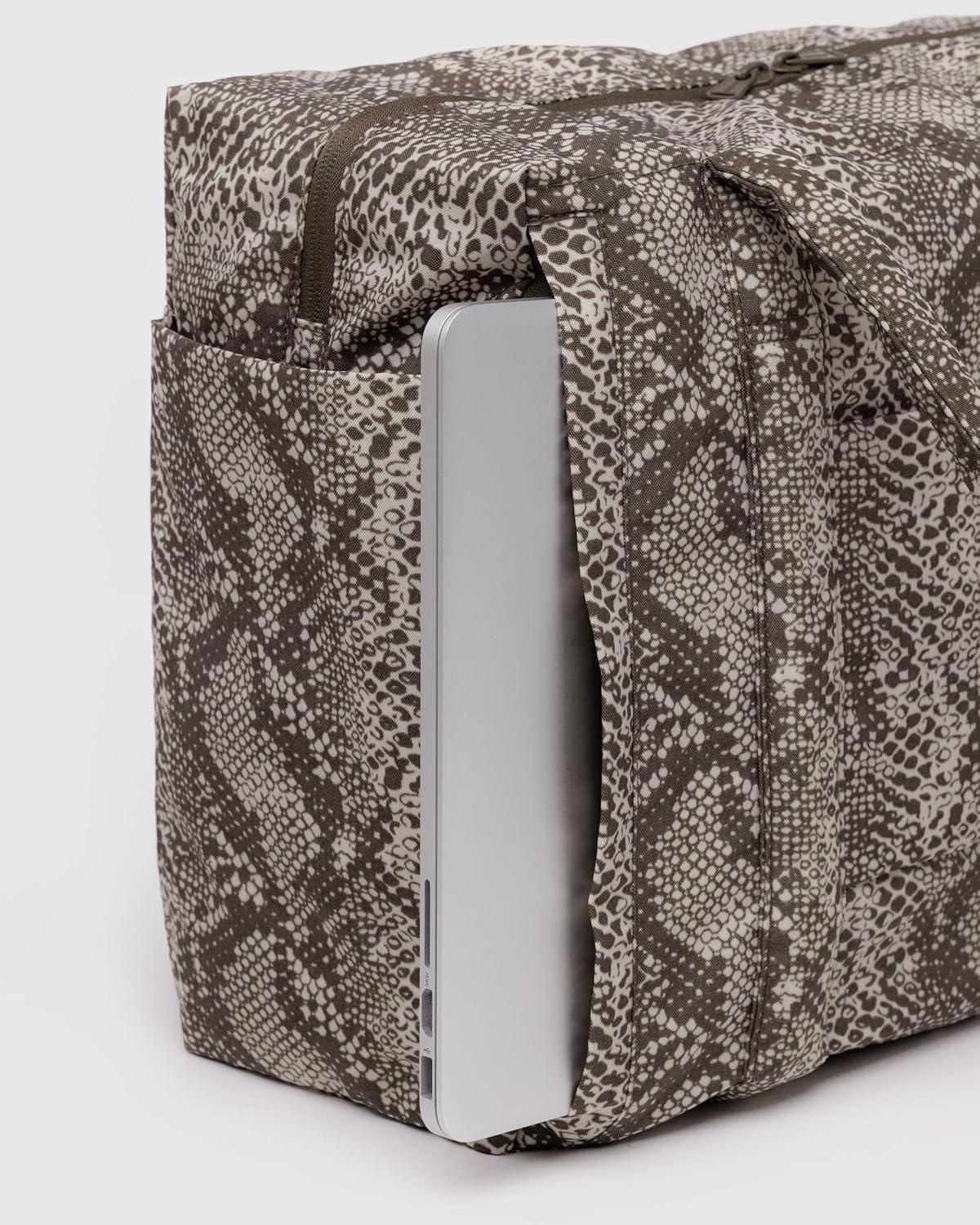 imageBAGGU Small Cloud CarryonSnakeskin